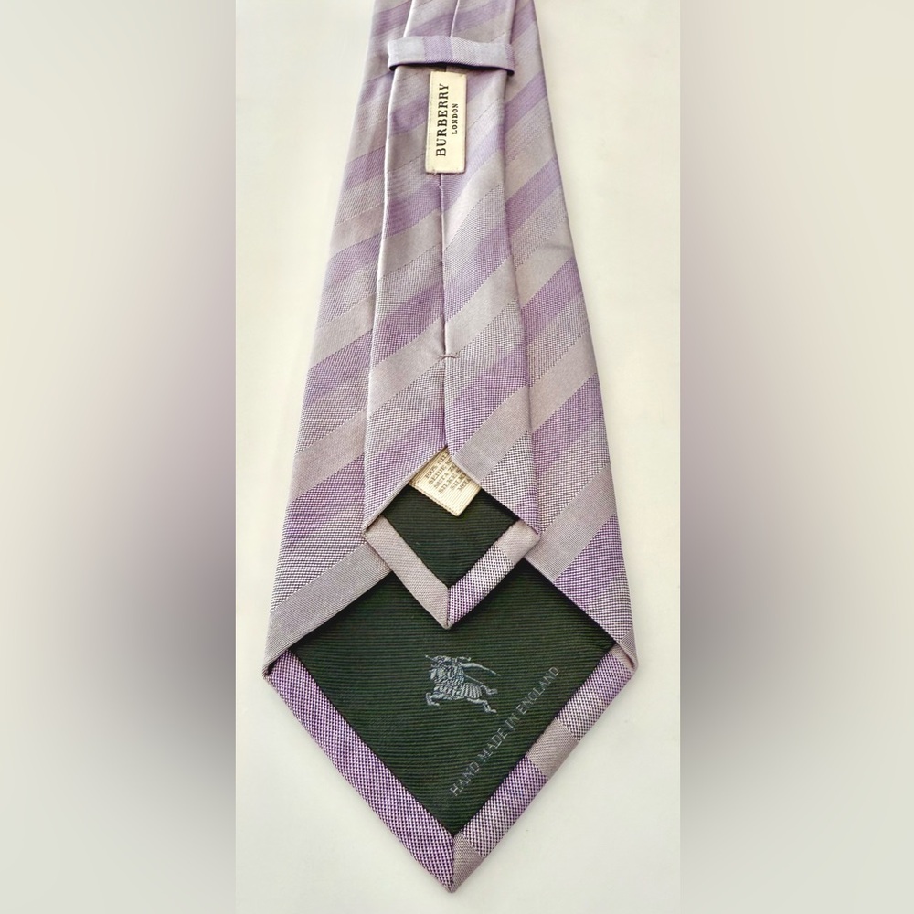 Burberry Men's Equestrian Knight Purple & Gray Striped Tie (NEW CONDITION)